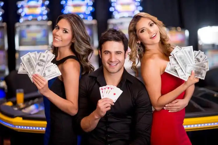 manatoto mobile app display on Android and iOS devices showing live blackjack table